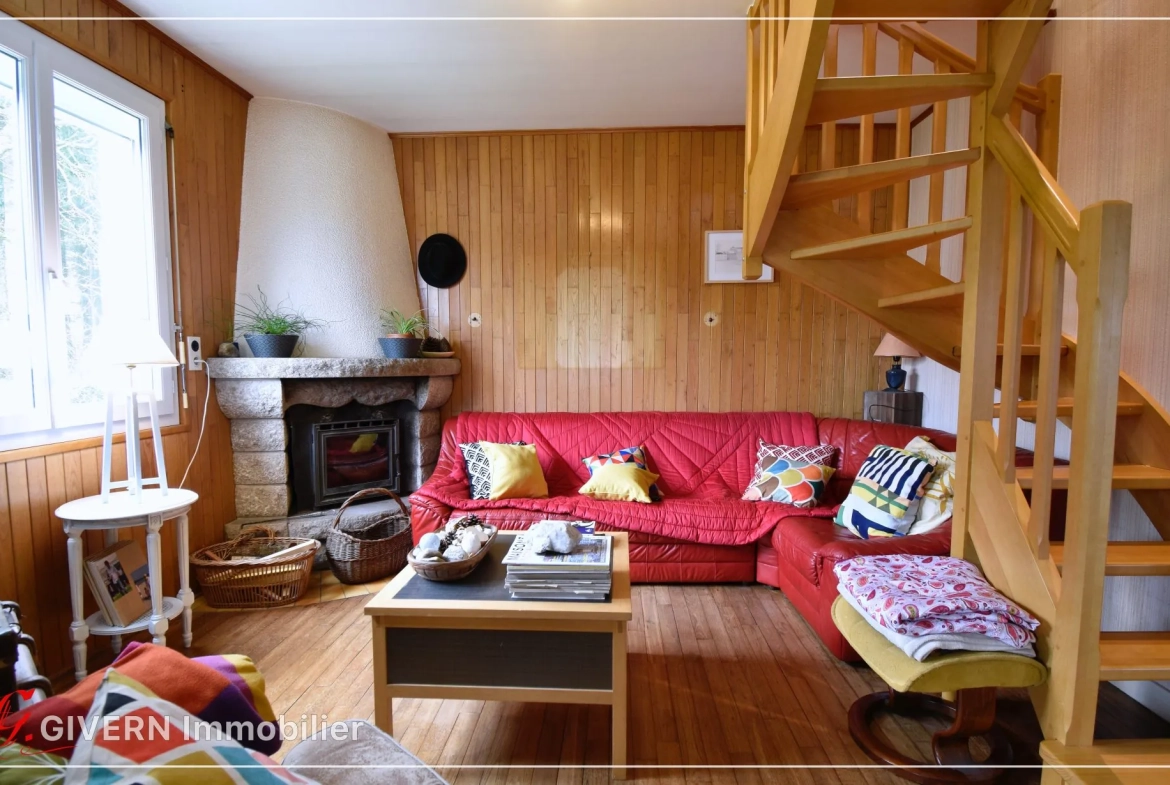 Maison à vendre à Le Croisty de 82 m² avec grand terrain et potentiel de rénovation 