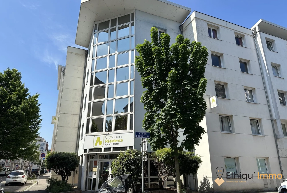 Appartement F2 à Strasbourg avec ascenseur et emplacement idéal 