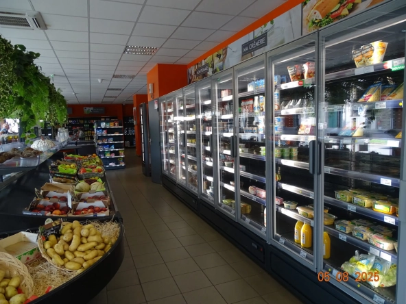 Superette de 230 m² à Saint-Malo à vendre, excellente opportunité commerciale