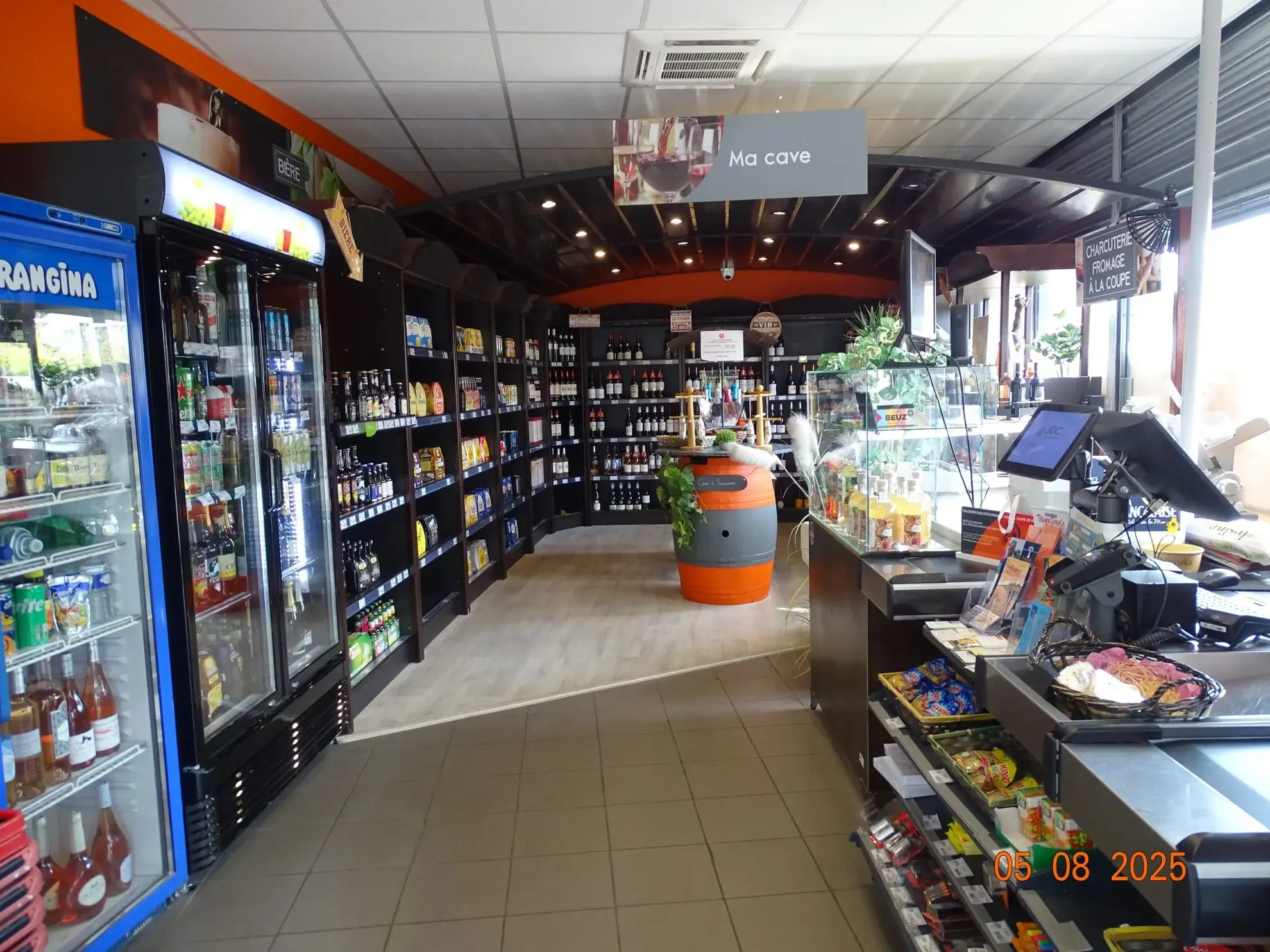 Superette de 230 m² à Saint-Malo à vendre, excellente opportunité commerciale 