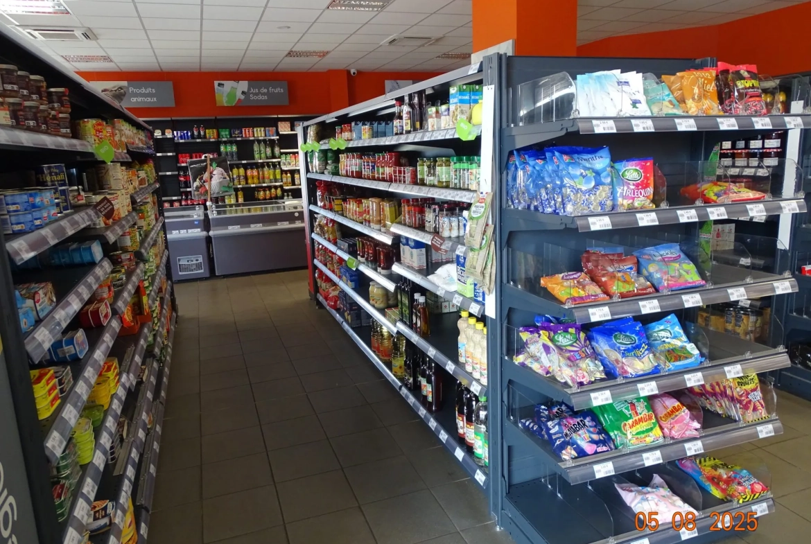 Superette de 230 m² à Saint-Malo à vendre, excellente opportunité commerciale 