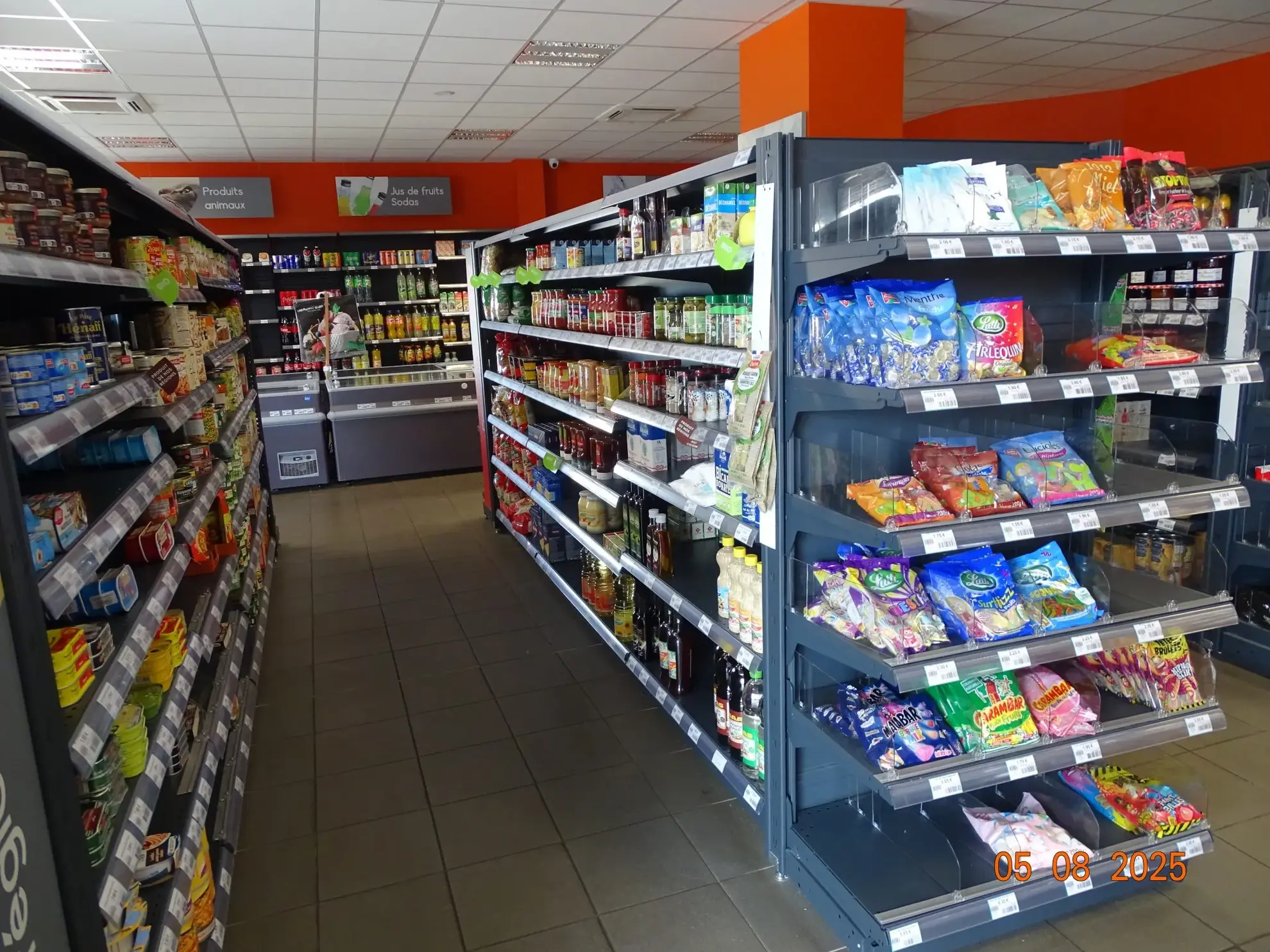 Superette de 230 m² à Saint-Malo à vendre, excellente opportunité commerciale 