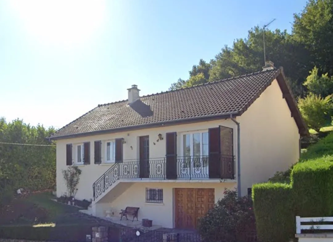 Vente de pavillon 4 chambres avec jardin à Aubusson 