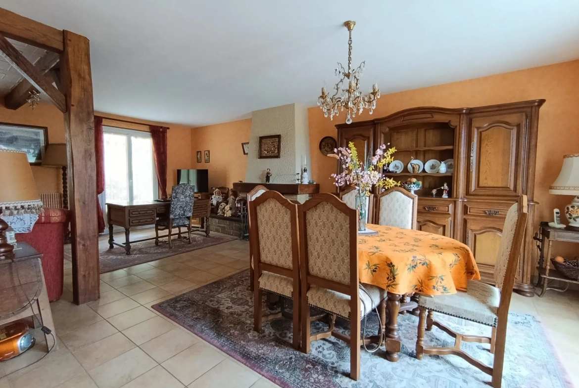 Vente de pavillon 4 chambres avec jardin à Aubusson 