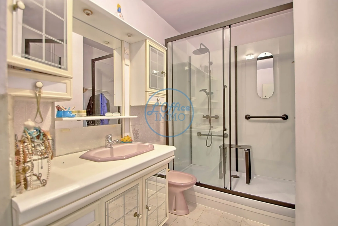 Appartement T4 de 70 m² avec loggia à Toulon - Résidence Sainte-Marie 