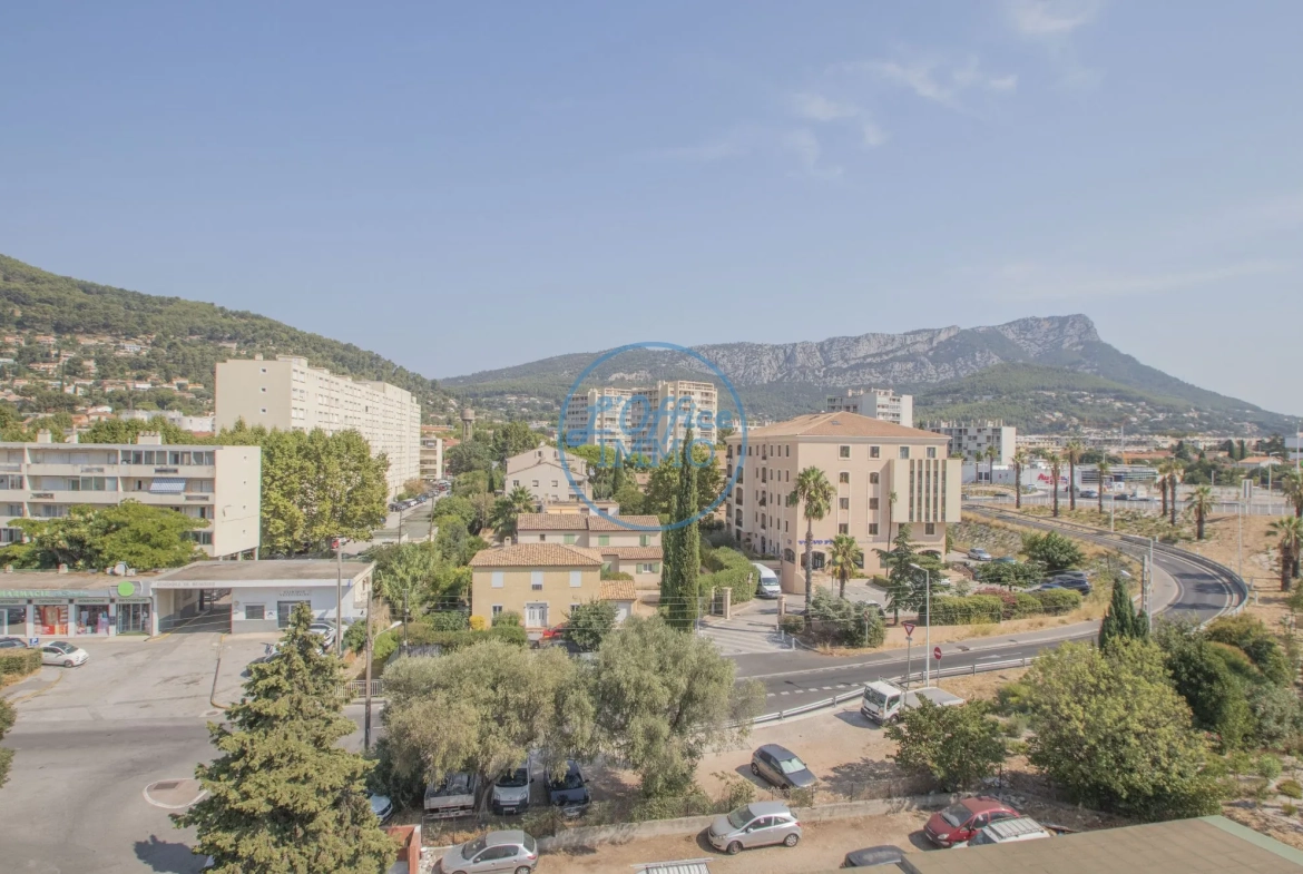 Appartement T4 de 70 m² avec loggia à Toulon - Résidence Sainte-Marie 