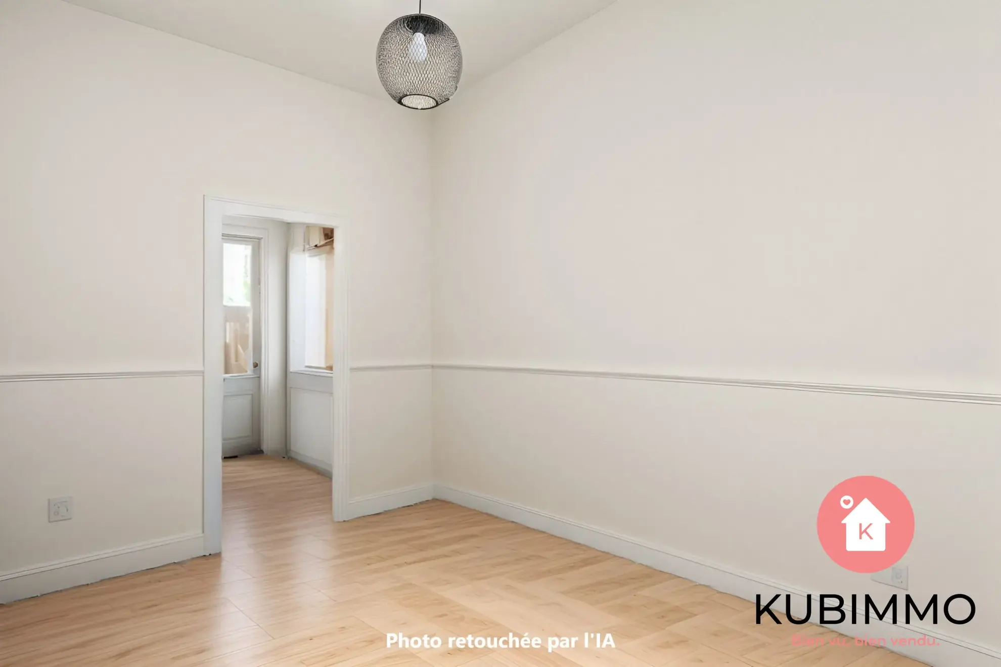 Appartement T2 à rénover au RDC dans le 18ème arrondissement de Paris 