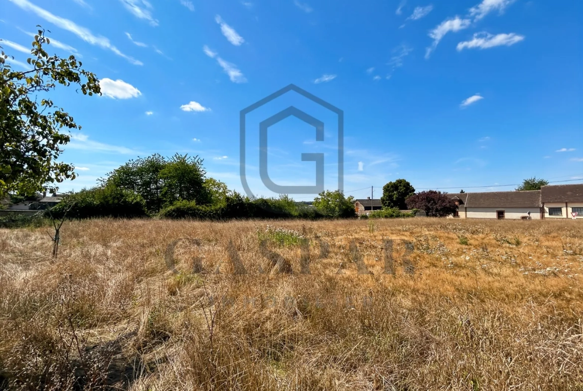 Maison à rénover avec grand jardin de 3 846 m² à Conches-en-Ouche 