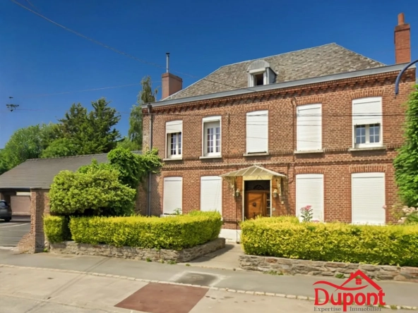 Belle maison familiale à Douchy-les-Mines avec jardin fleuri