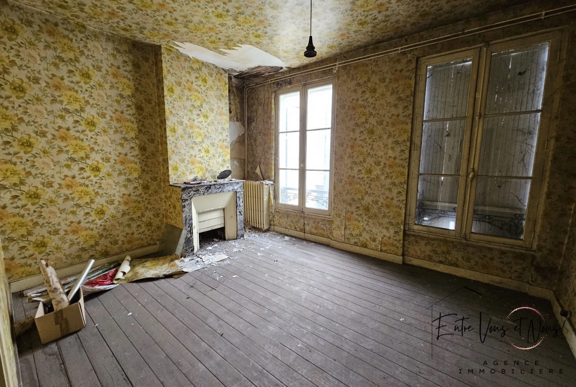 Immeuble de rapport à La Réole - Opportunité d'investissement à rénover 