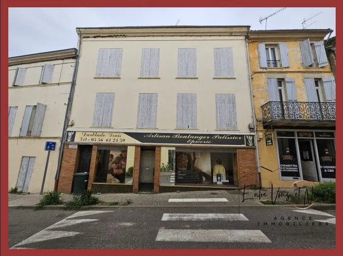 Immeuble de rapport à La Réole - Opportunité d'investissement à rénover 