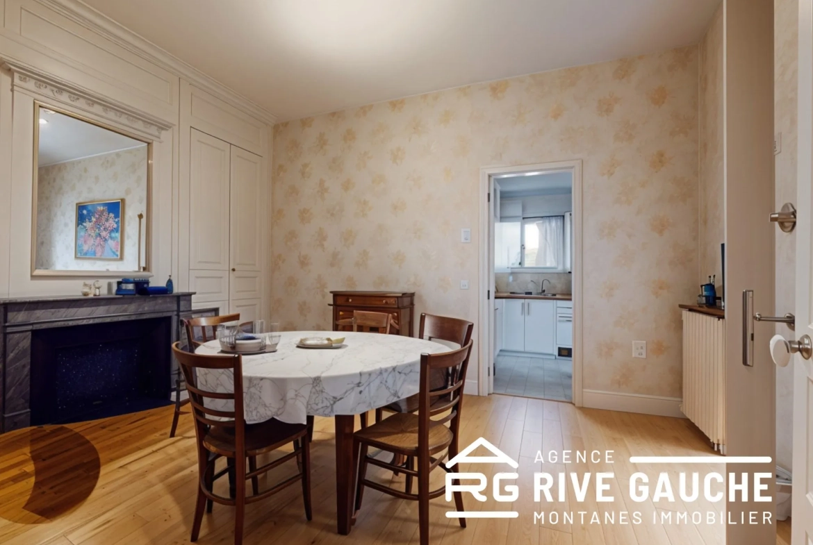 Maison à vendre à Roussillon - Charme d’époque avec travaux à prévoir 