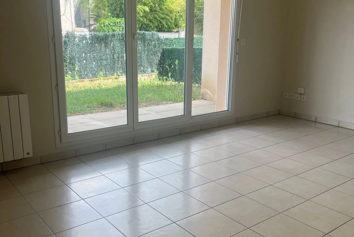 T2 en rez-de-jardin à vendre à Corbas – Résidence sécurisée et faibles charges 