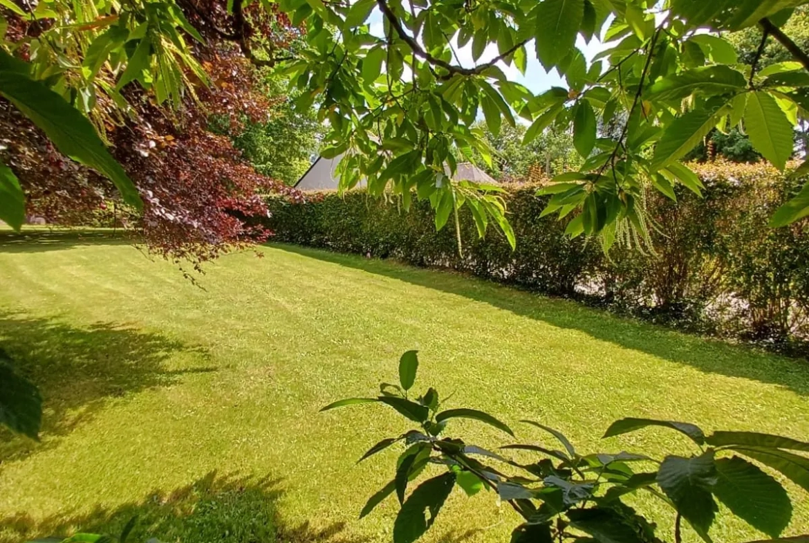 Terrain constructible arboré à Fégréac de 942 m² - Opportunité à saisir 