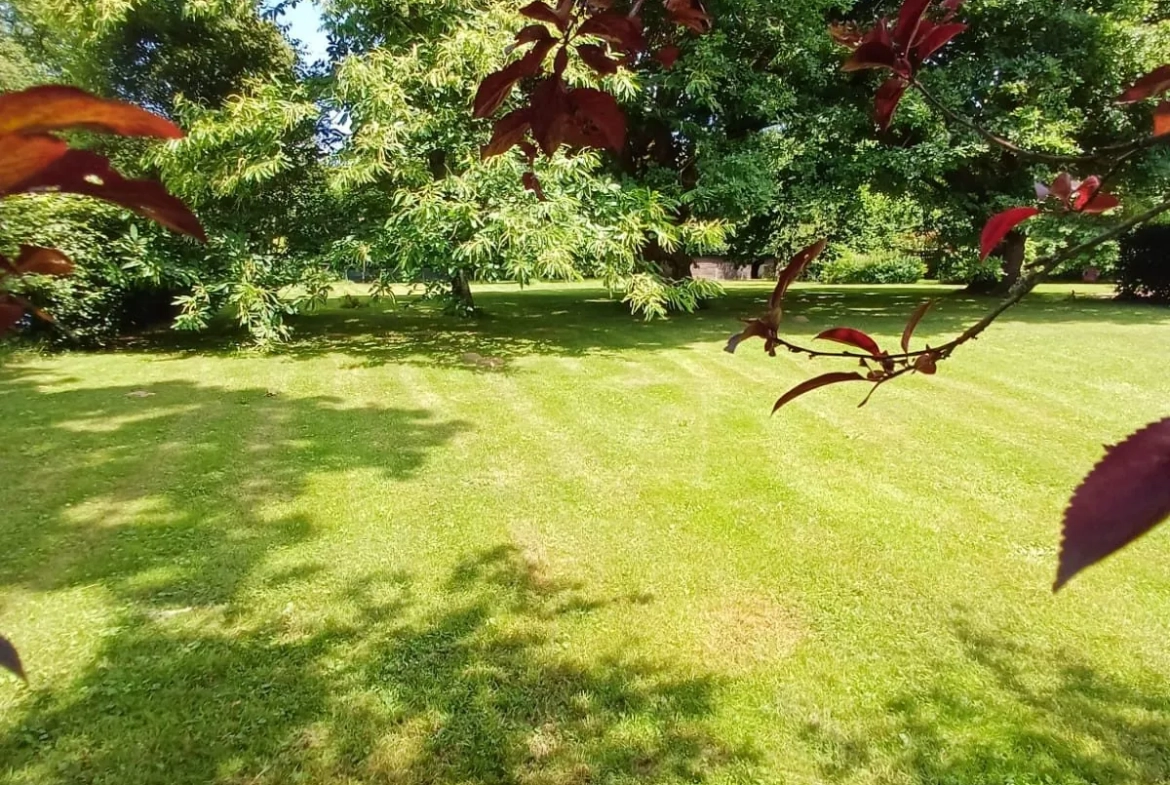 Terrain constructible arboré à Fégréac de 942 m² - Opportunité à saisir 