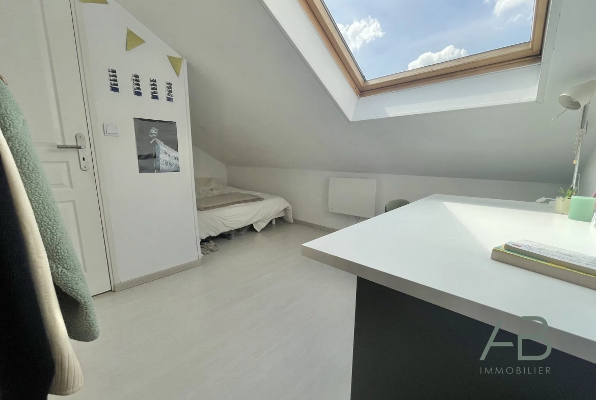 Bel appartement duplex T3 à Lille proche de la Faculté de Droit 