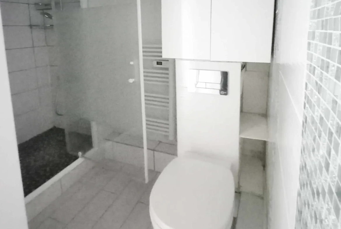 Appartement 4 pièces lumineux à Créteil, proximité métro et commerces 