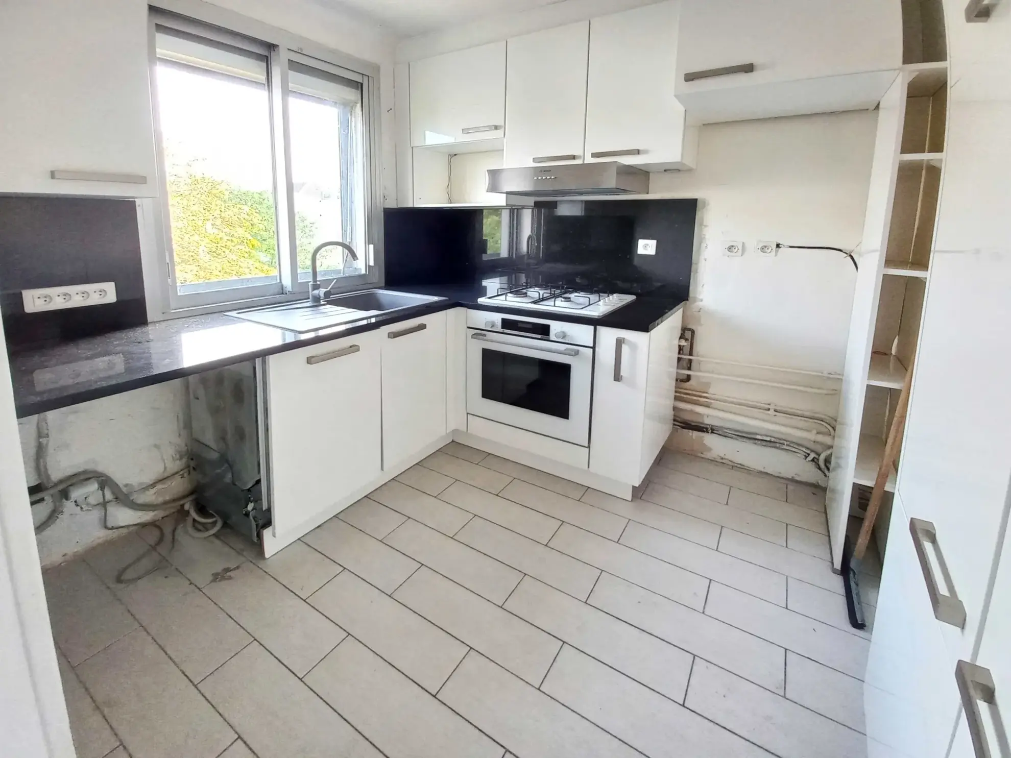 Appartement 4 pièces lumineux à Créteil, proximité métro et commerces 
