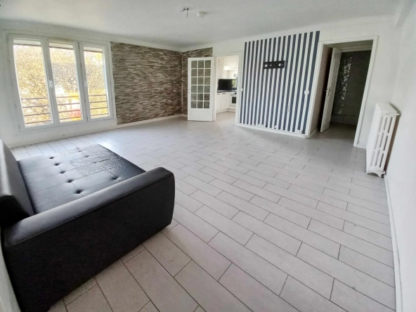 Appartement 4 pièces lumineux à Créteil, proximité métro et commerces