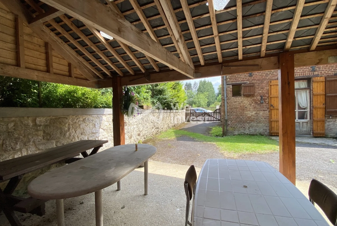 Maison à vendre à Bucilly de 280m² avec 5 chambres et grenier aménageable 