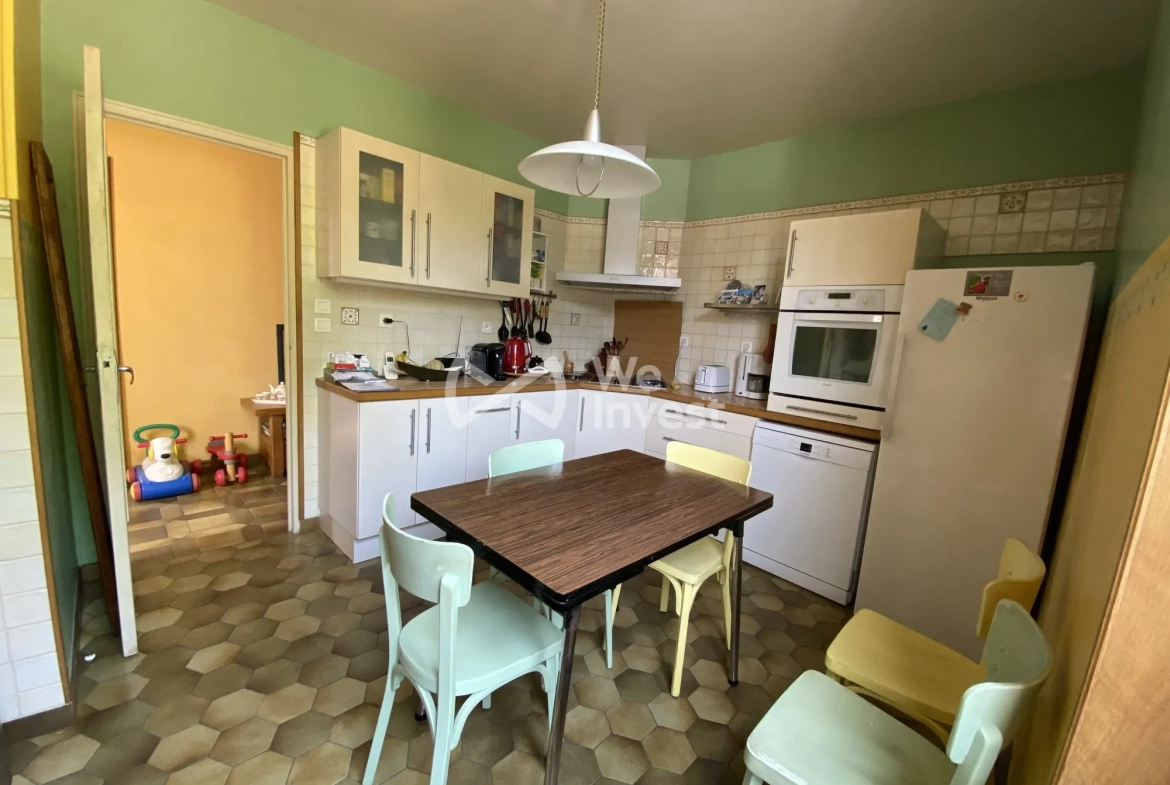 Maison à vendre à Bucilly de 280m² avec 5 chambres et grenier aménageable 