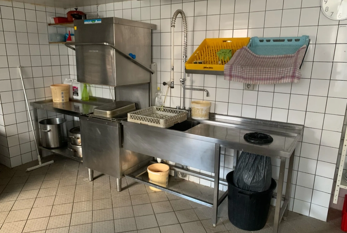 Fonds de commerce traiteur dans le pays de Barr avec emplacement privilégié 