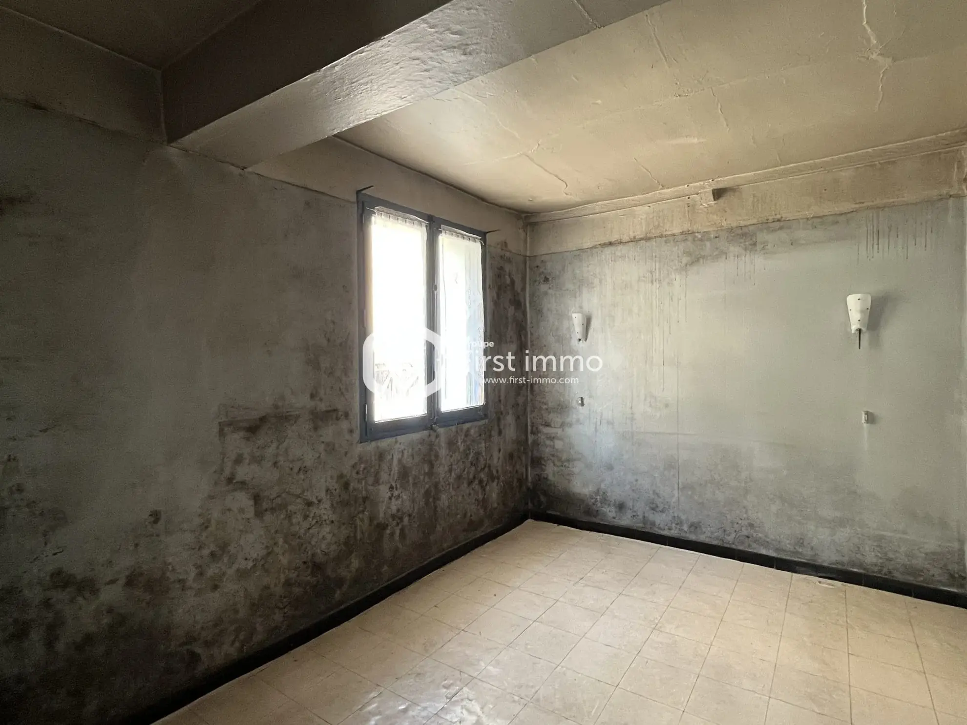 Maison de village charmante avec 3 chambres à Estagel, proche commodités 