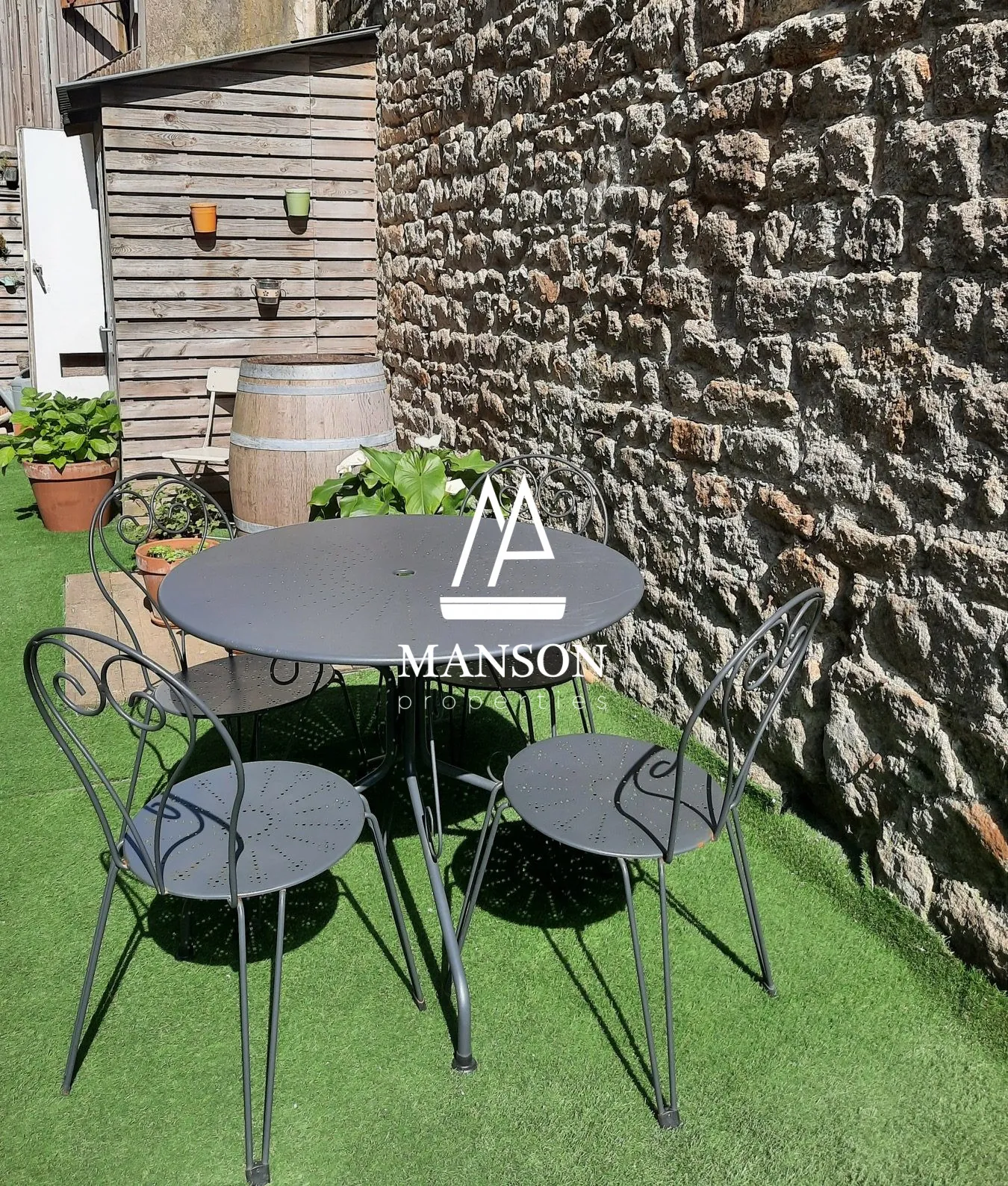 Local commercial de 40 m² à louer à Dinan, idéal pour toutes activités 