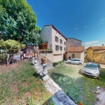 Maison de caractère à vendre à Mareugeol, proche d'Issoire avec jardin et chapelle