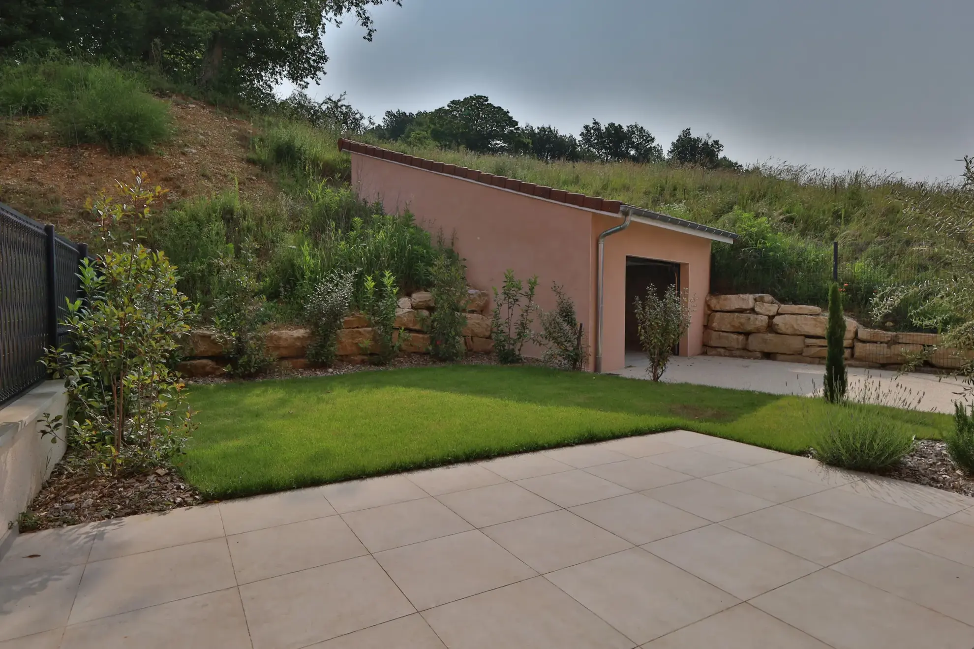 Appartement triplex à vendre de 61,40 m² avec garage et terrasse à Oytier-Saint-Oblas 