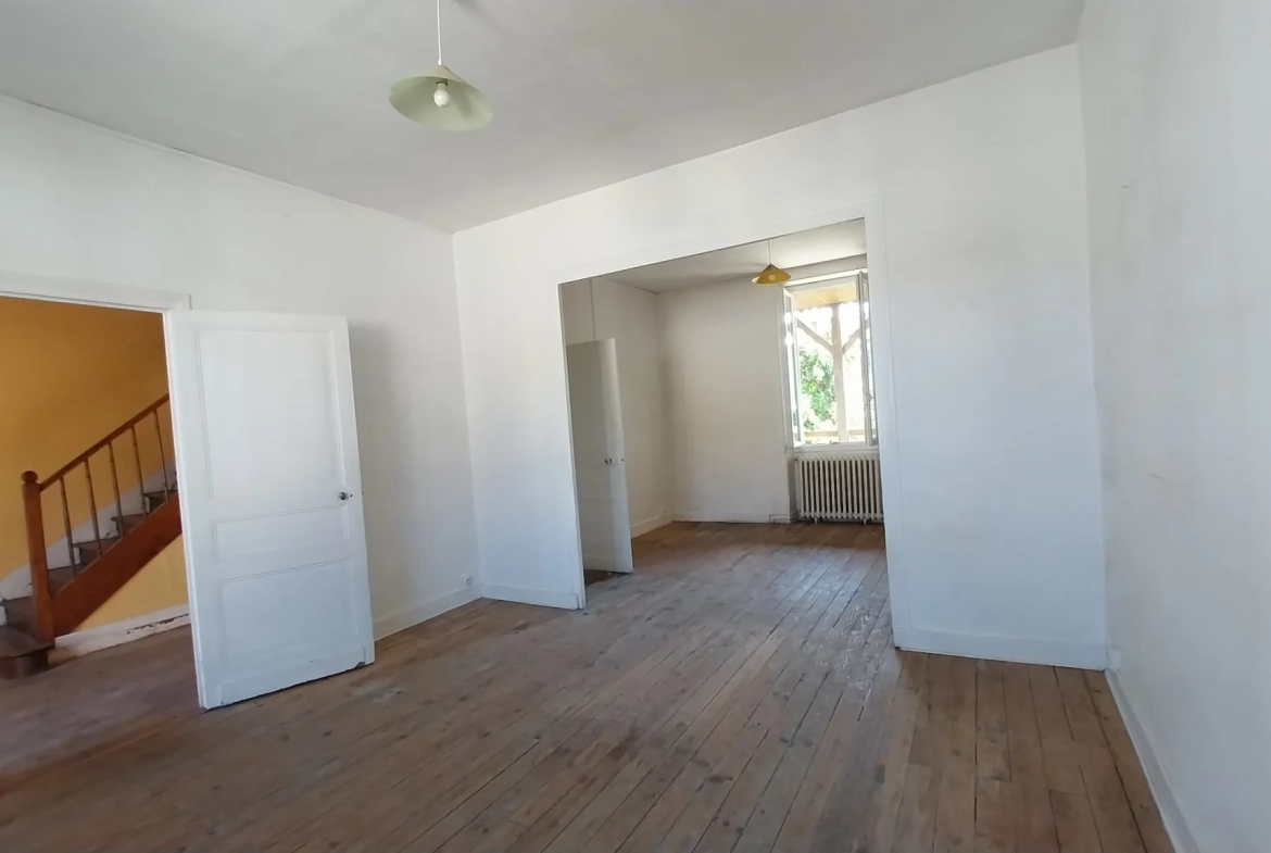 Maison à vendre à Périgueux dans le Quartier du Toulon avec potentiel de rénovation 