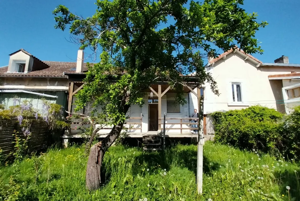 Maison à vendre à Périgueux dans le Quartier du Toulon avec potentiel de rénovation 