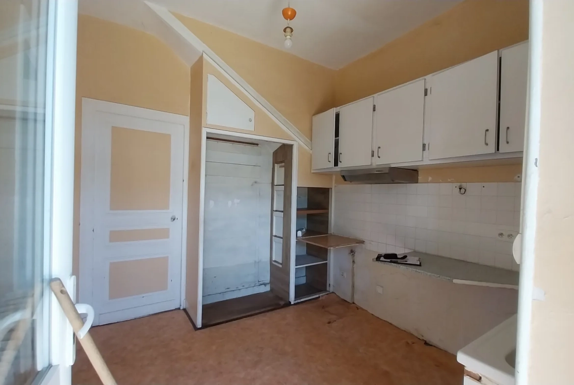 Maison à vendre à Périgueux dans le Quartier du Toulon avec potentiel de rénovation 