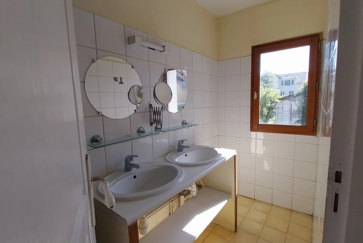 Maison à vendre à Périgueux dans le Quartier du Toulon avec potentiel de rénovation 