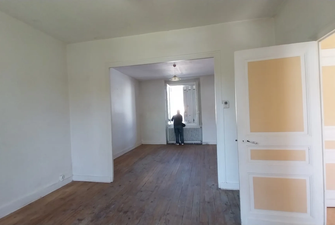 Maison à vendre à Périgueux dans le Quartier du Toulon avec potentiel de rénovation 