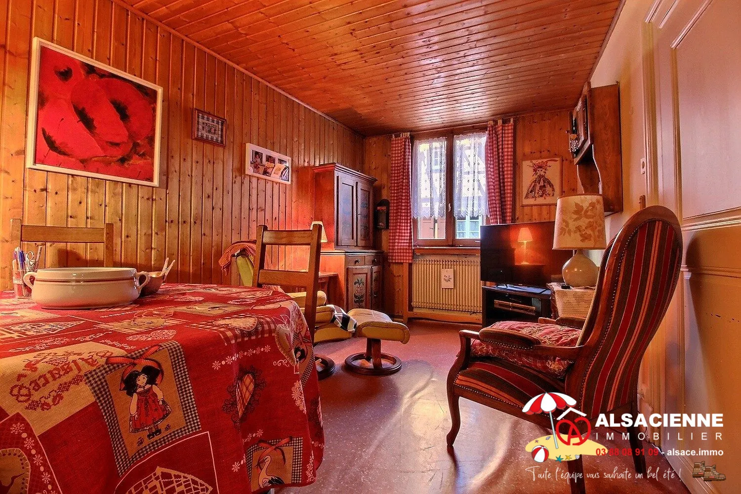 Spacieux appartement avec cave et garage à Barr, potentiel de rénovation 