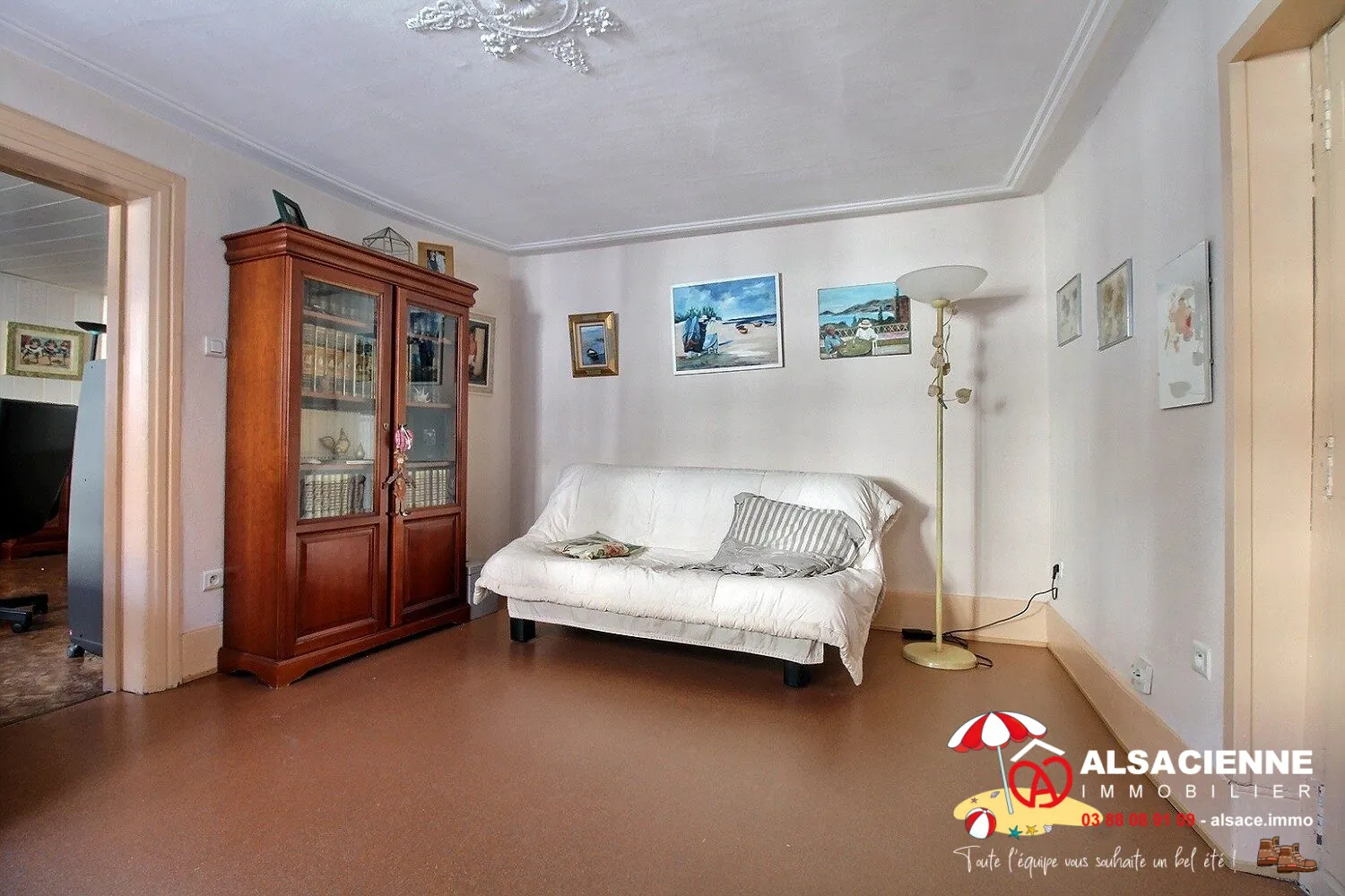 Spacieux appartement avec cave et garage à Barr, potentiel de rénovation 