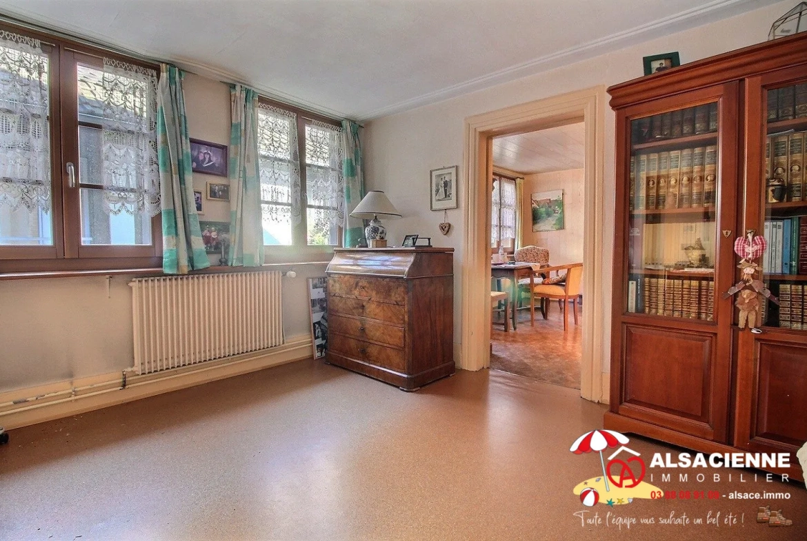 Spacieux appartement avec cave et garage à Barr, potentiel de rénovation 