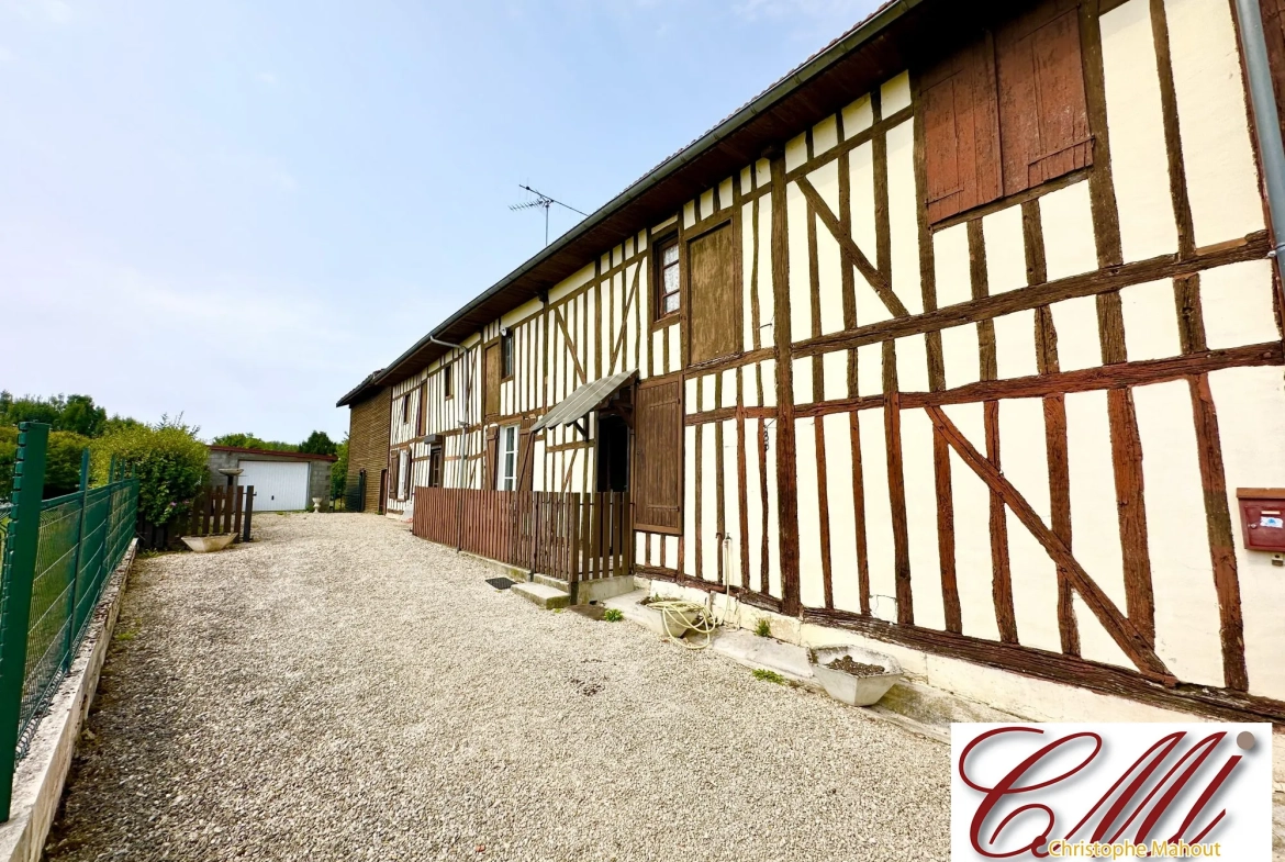 Maison champenoise à rénover avec 4 chambres et grand jardin à Saint-Remy-en-Bouzemont 