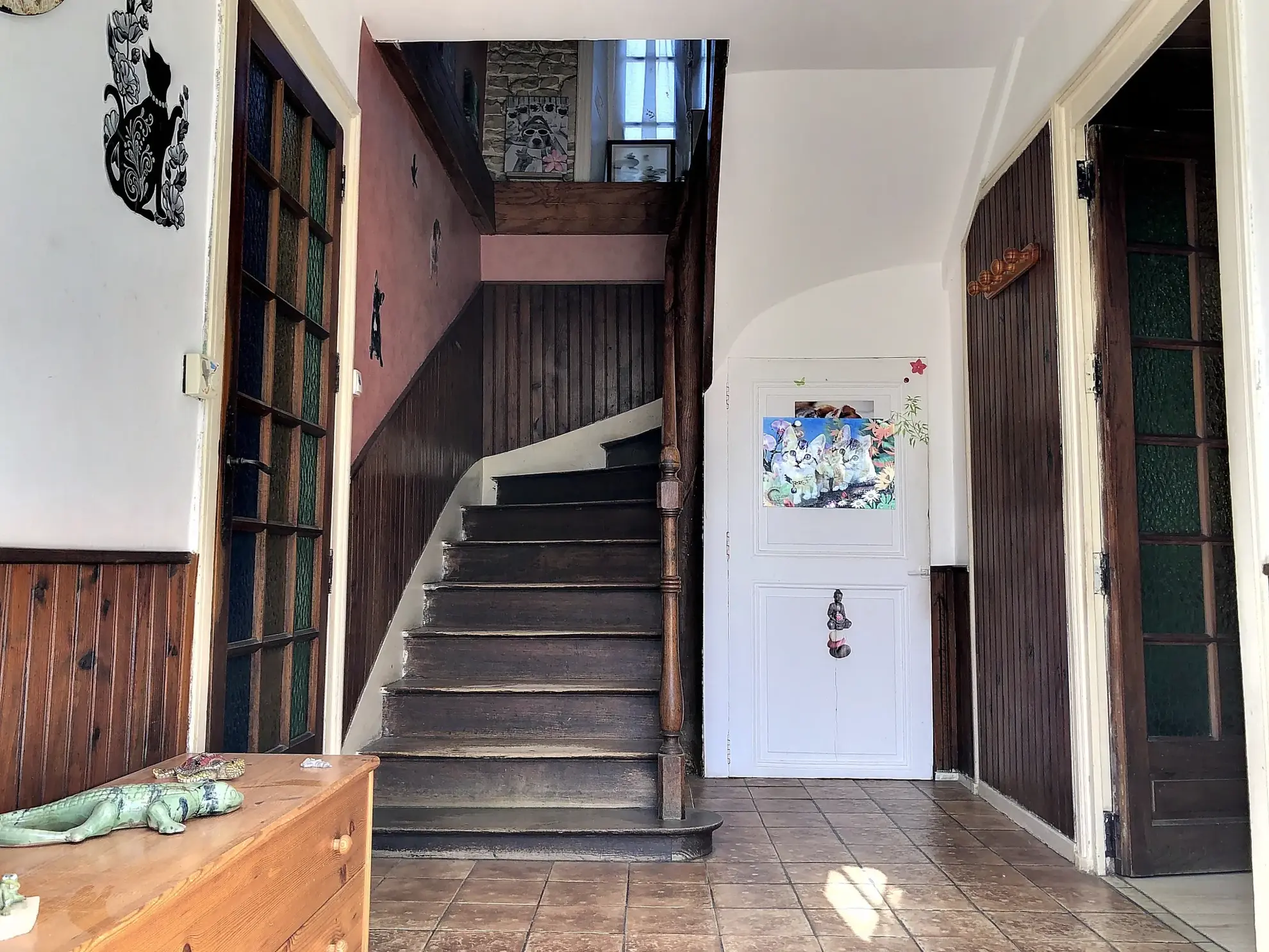 Maison familiale avec jardin et garage à Saint-Jean-De-Sauves, 98 m² 