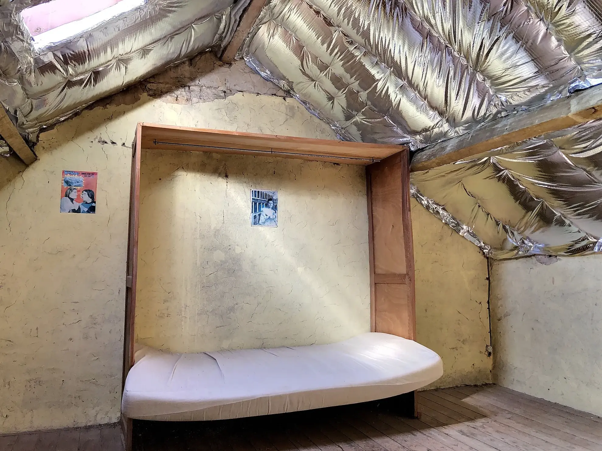 Maison familiale avec jardin et garage à Saint-Jean-De-Sauves, 98 m² 