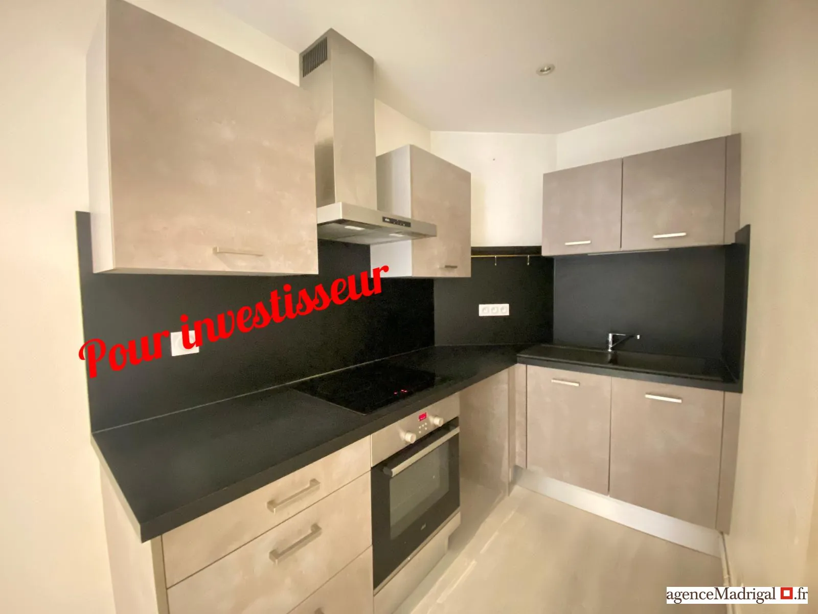 Appartement T2 de 38 m² à vendre à Saint-Laurent-du-Pont, investissement rentable 