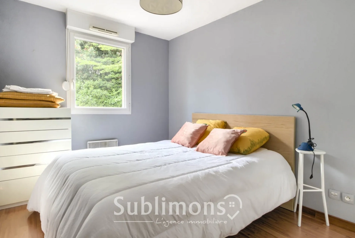 Appartement T2 à vendre à Nantes avec balcon dans quartier dynamique 