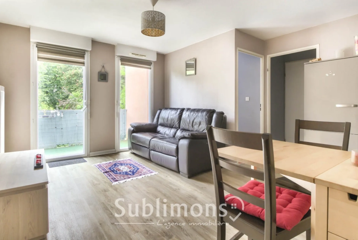 Appartement T2 à vendre à Nantes avec balcon dans quartier dynamique 