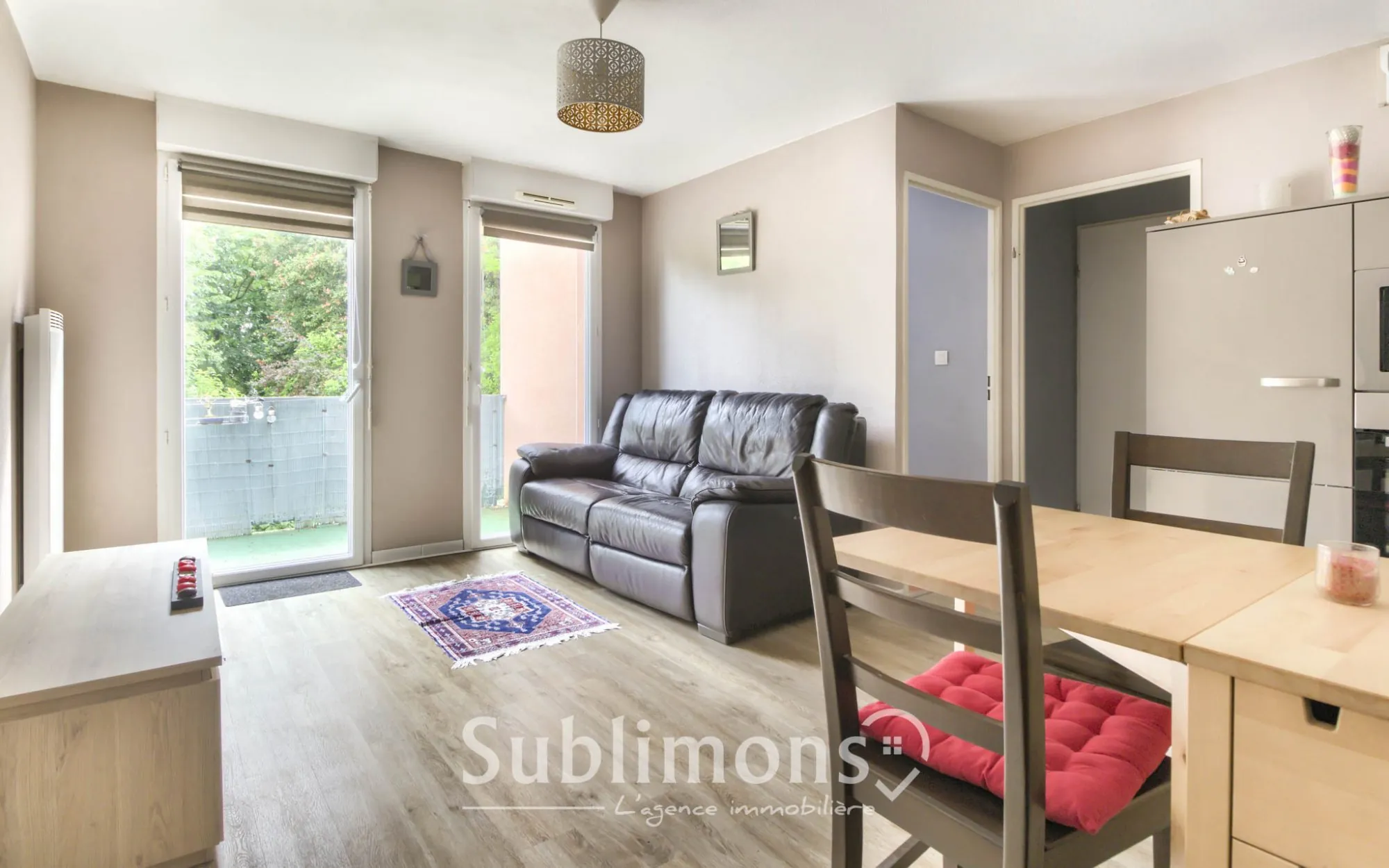 Appartement T2 à vendre à Nantes avec balcon dans quartier dynamique 