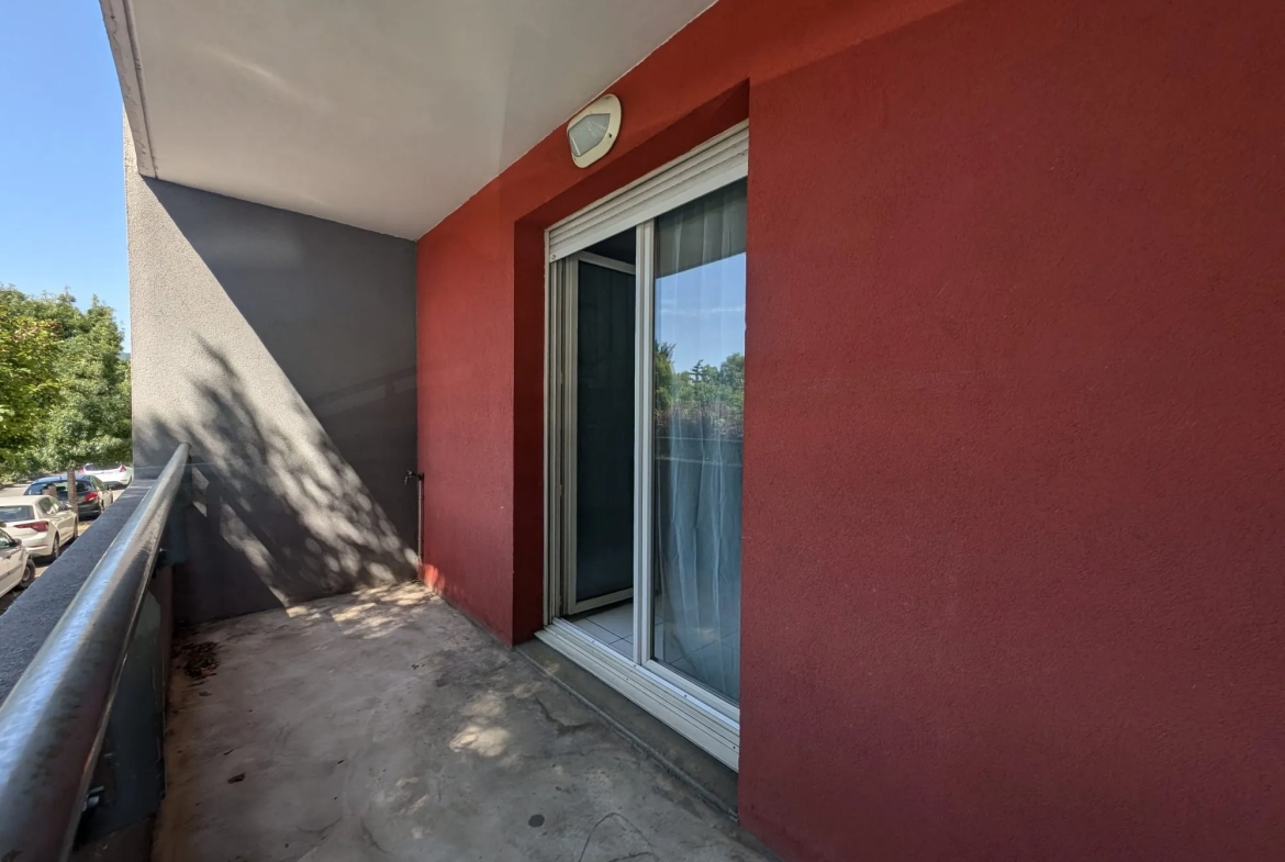 Charmant T2 de 47 m² avec terrasse et parking à Clermont-Ferrand 