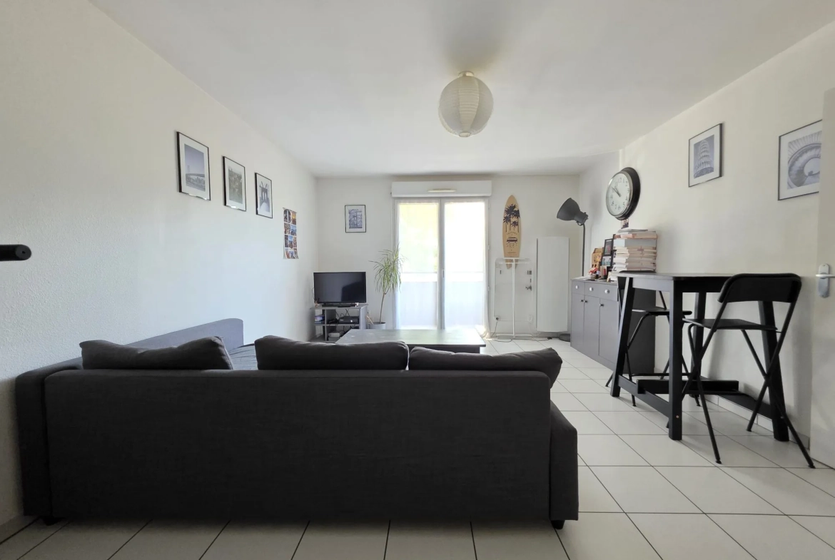 Charmant T2 de 47 m² avec terrasse et parking à Clermont-Ferrand 