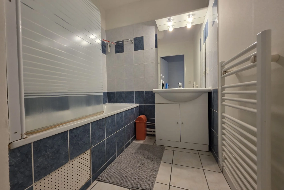 Charmant T2 de 47 m² avec terrasse et parking à Clermont-Ferrand 
