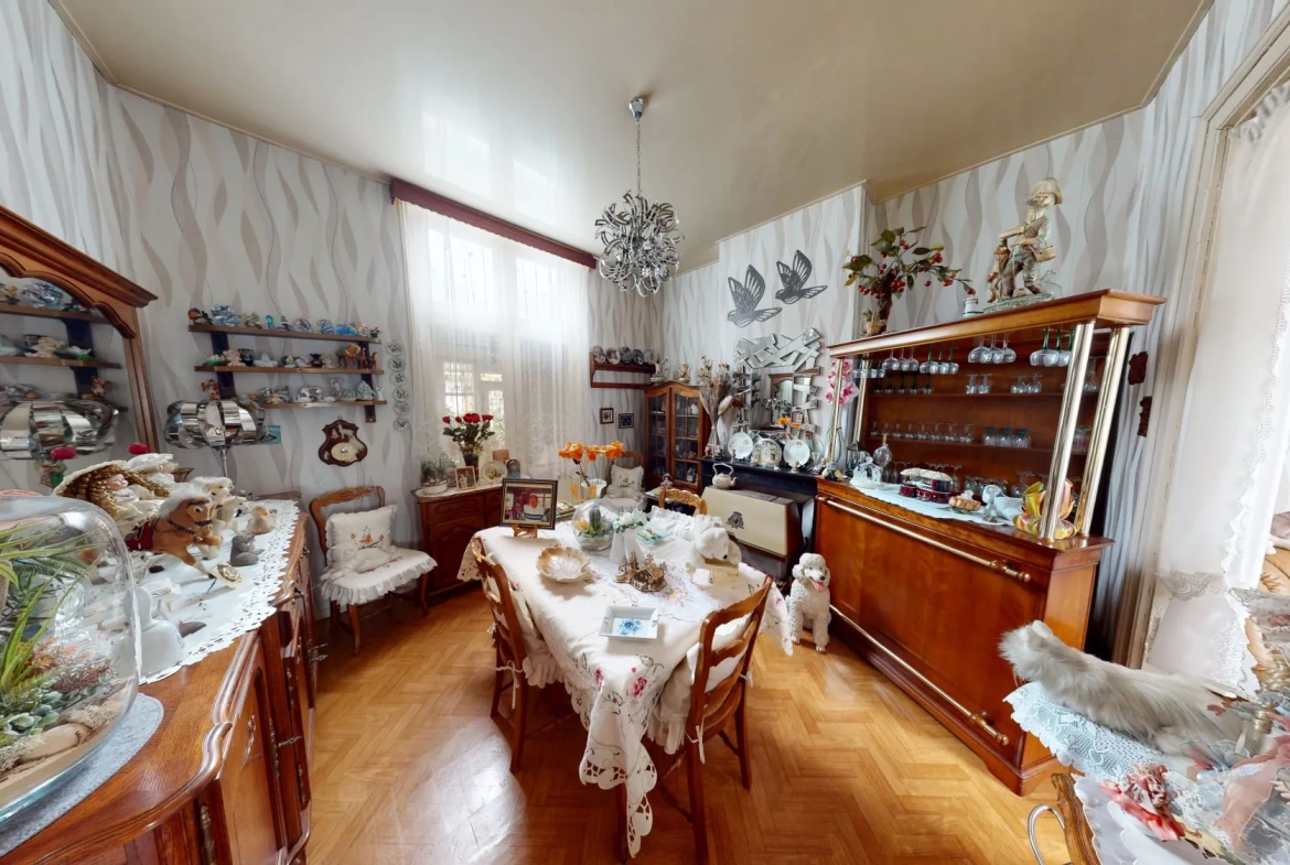 Salon Maison à rénover Amiens Saint-Roch avec fort potentiel 