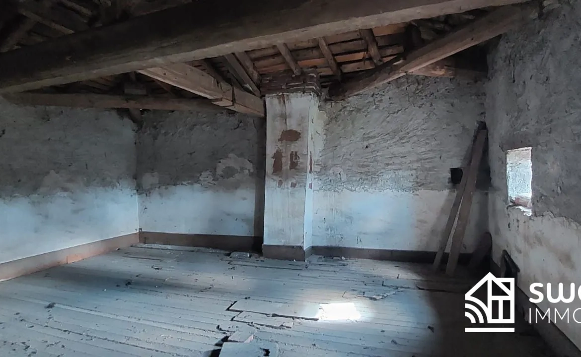 Maison ancienne à rénover avec jardin à Couladère - Opportunité d'investissement 